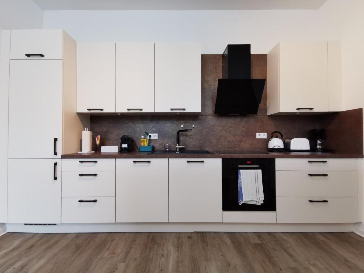 ארפורט Bohnapartments - Town House Am Stadtpark - Gratis Parkplatz - Wlan מראה חיצוני תמונה